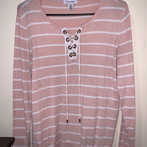 Pink sweater - Picture 2 of 3